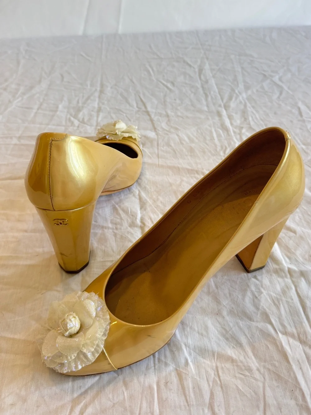 CHANEL Yellow Patent Camellia Iridescent Flower & CC Ballet Heels